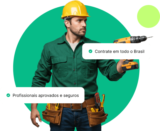 Homem com uma furadeira/parafusadeira na mão