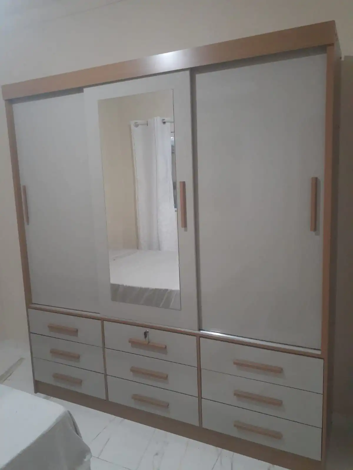Guarda Roupa - Umberto Montador